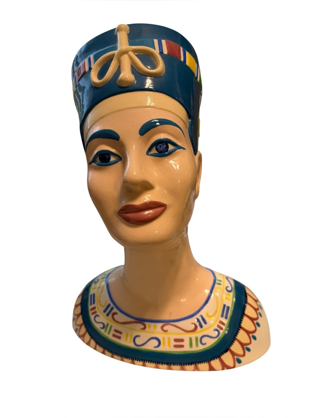 Vintage handcrafted Egyptian Queen Nefertiti bust. mold by Arnels circa 1966